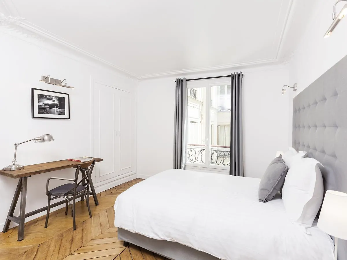 Livinparis - Luxury 4 Bedrooms Opera Lafayette Ii Paris