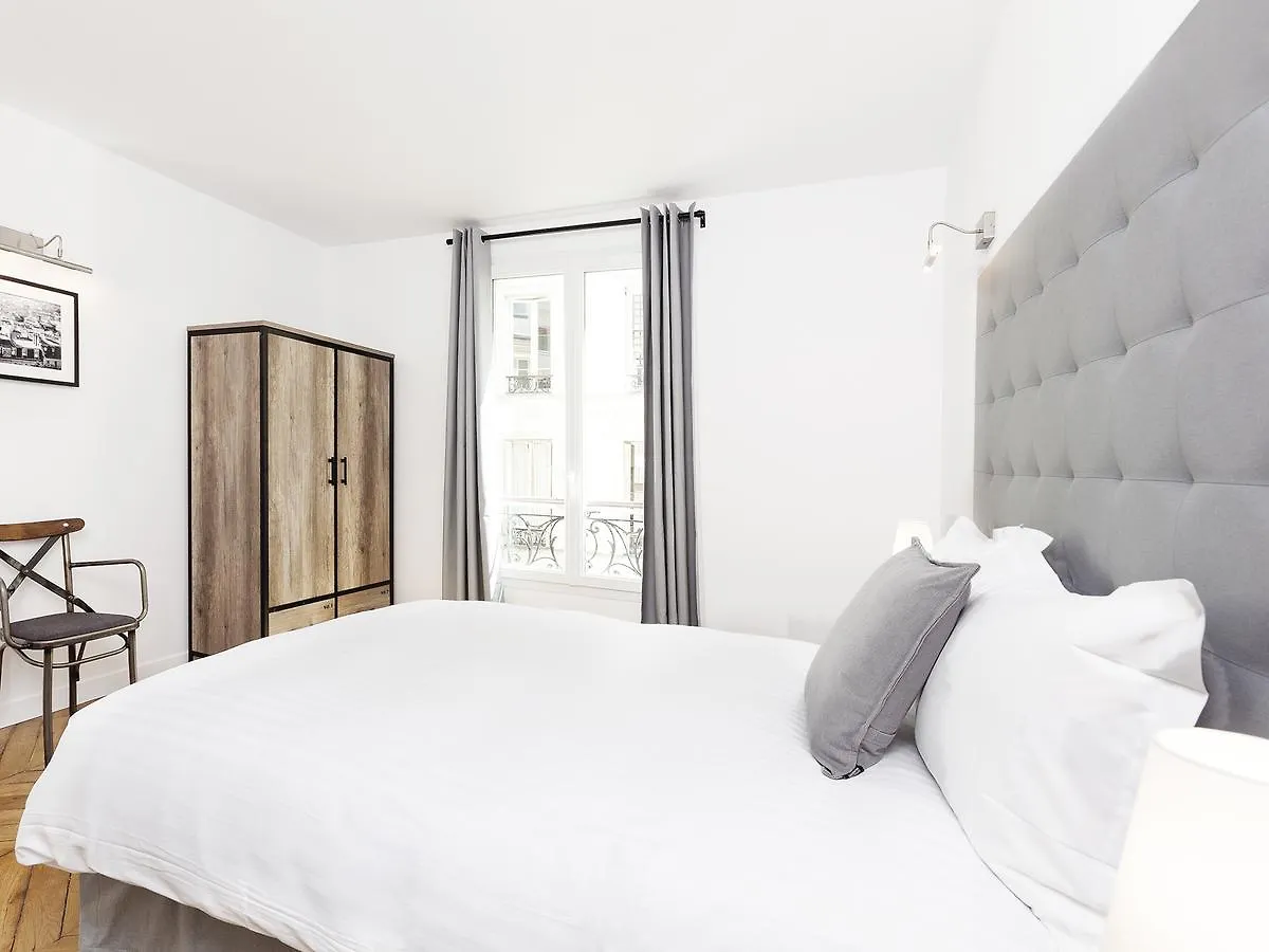 Livinparis - Luxury 4 Bedrooms Opera Lafayette Ii Daire *