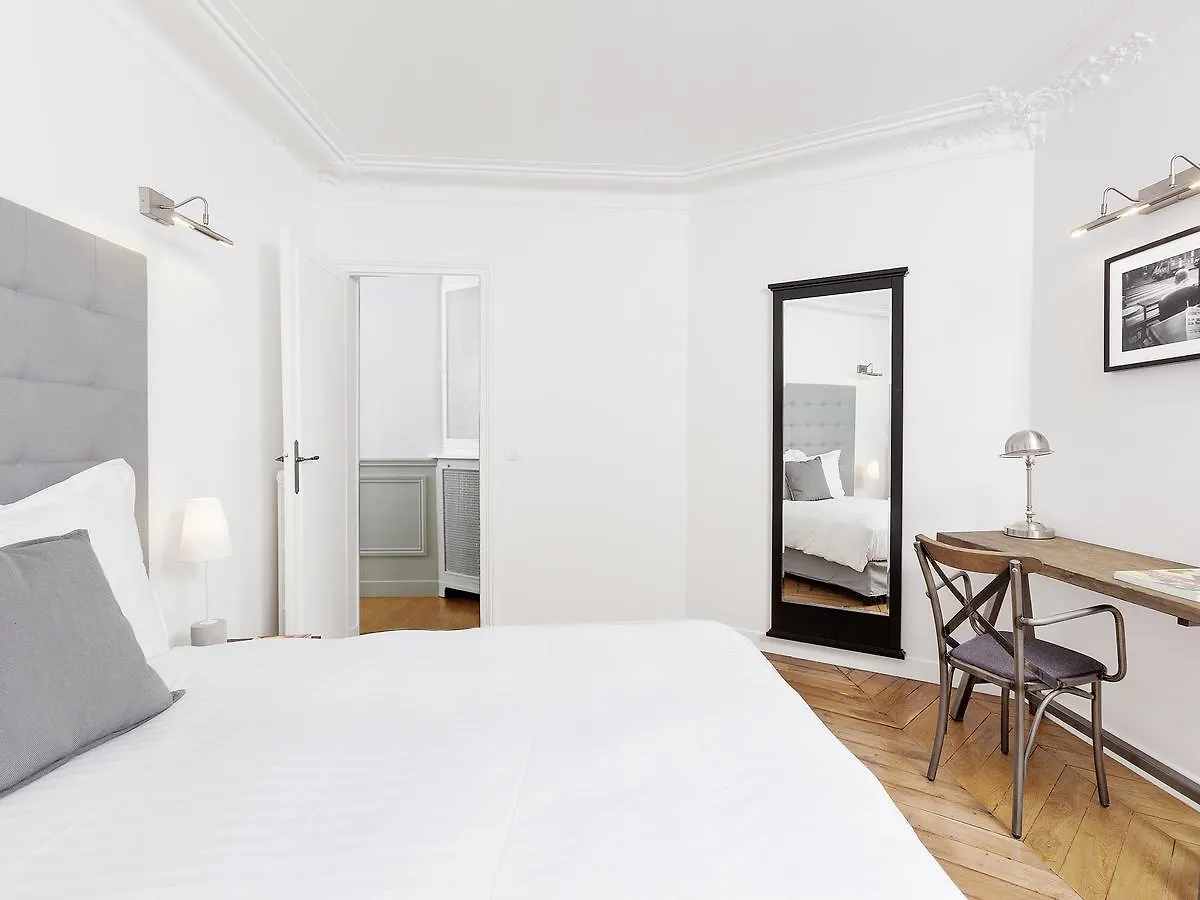 Livinparis - Luxury 4 Bedrooms Opera Lafayette Ii *